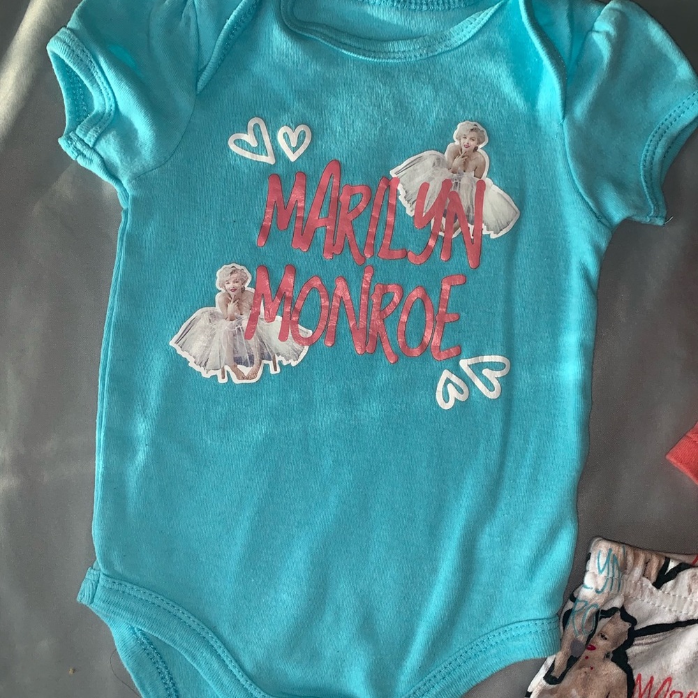 Infant Clothing - Picture 3 of 7